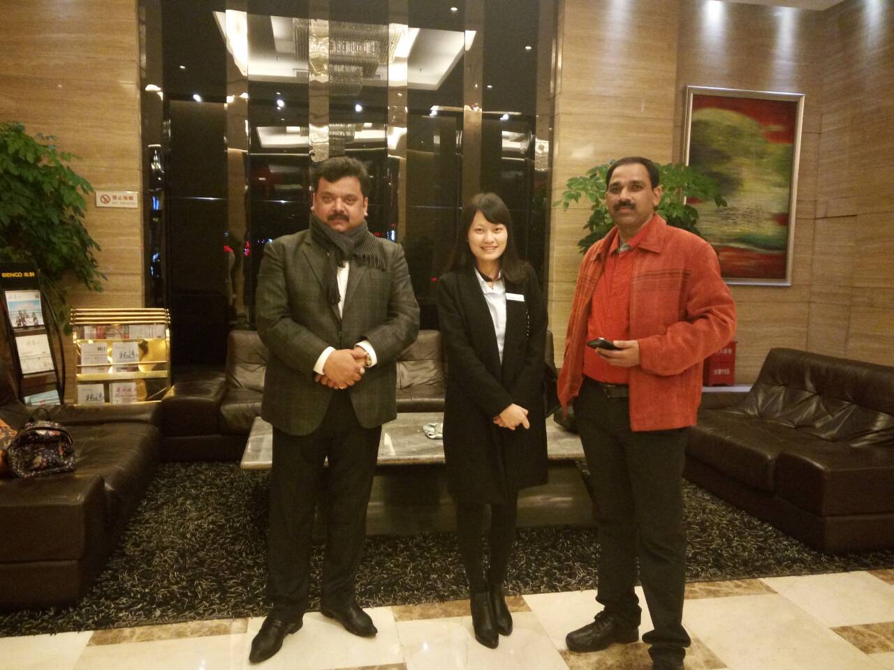   Willkommen Sie Ajay Tripathi und Rahual Musaddi aus Indien, besuchen Sie unsere Sunshine 